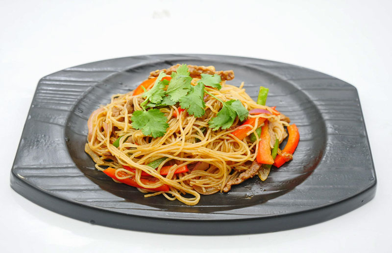 黑椒牛肉炒排粉